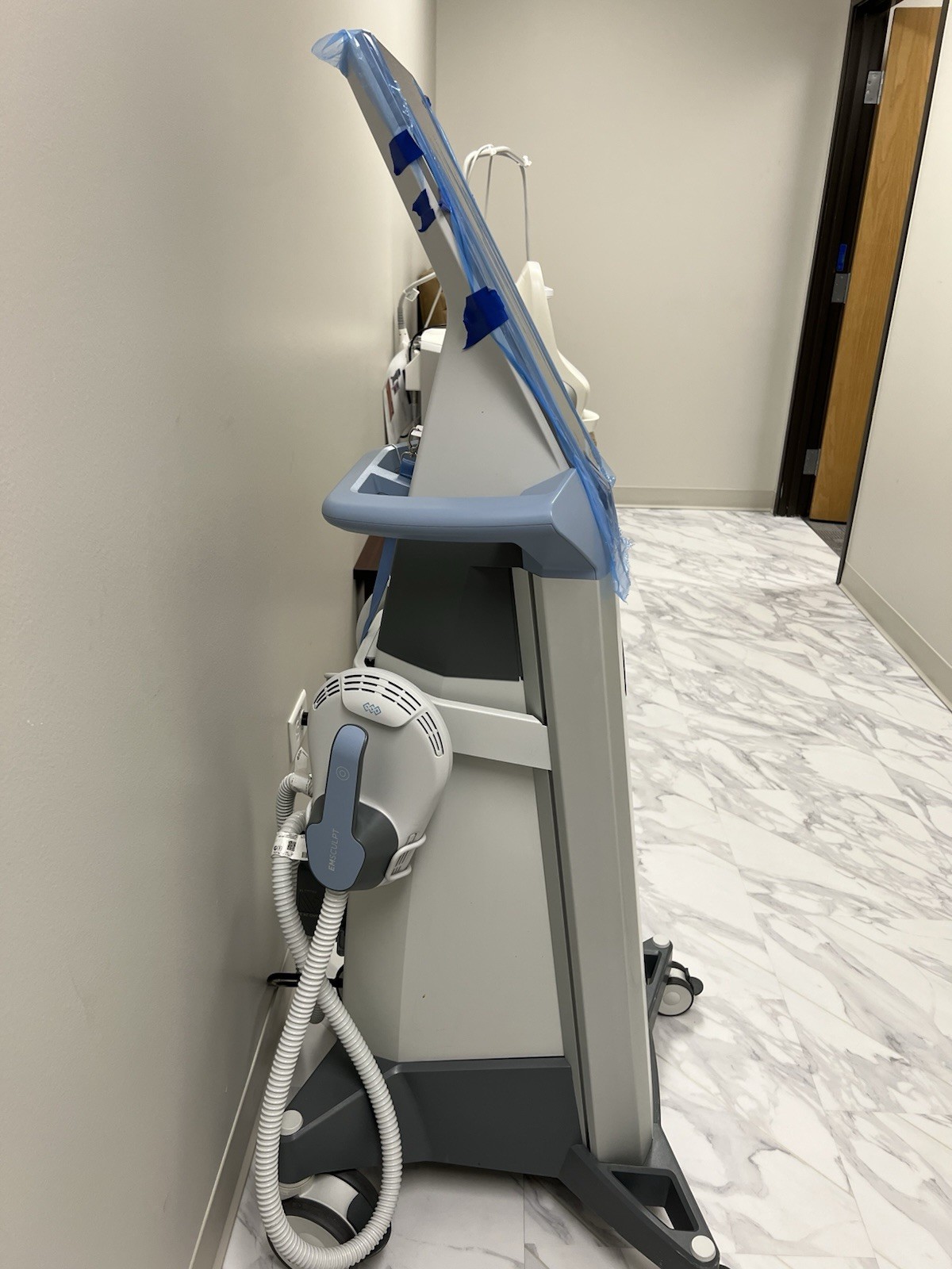 BTL EMSCULPT Machine for Muscle Toning