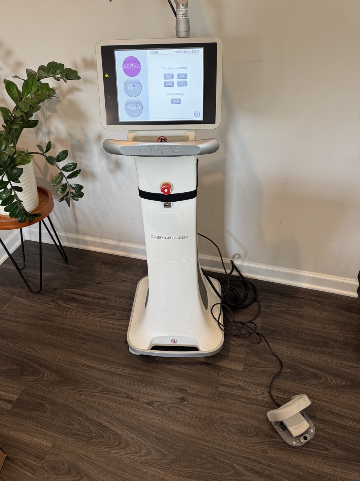 Candela CO2RE Fractional CO₂ Laser – 2017 – Excellent Working Condition