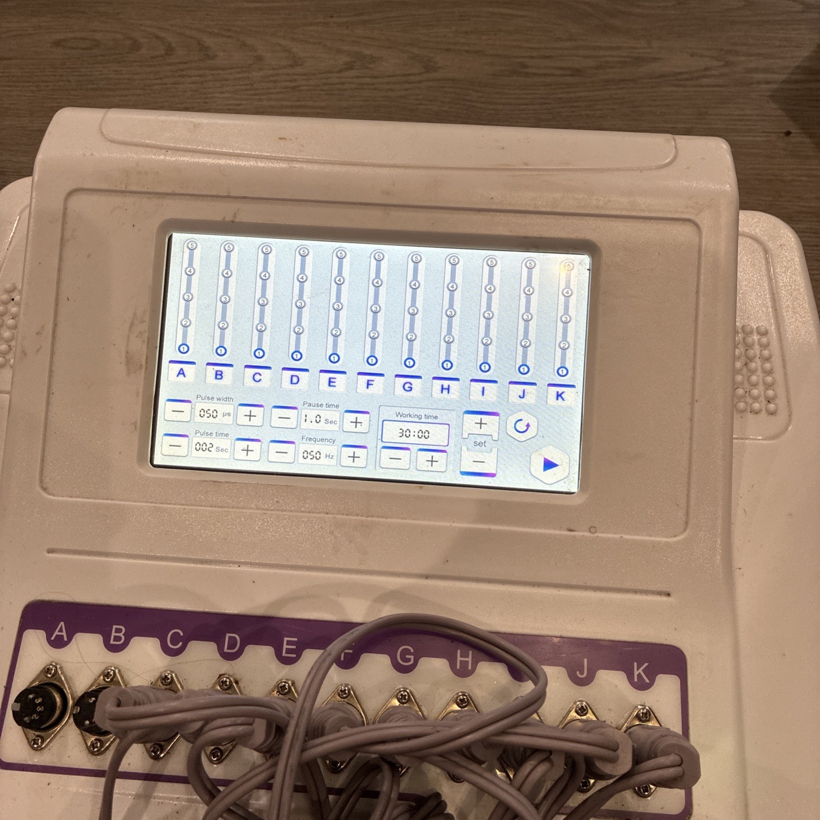 Digital Frequency Conversion Muscle Stimulation Machine / See Photos