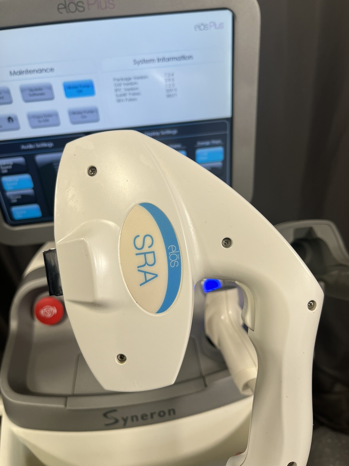 2012 Syneron Elos Plus Used With Functioning Hand pieces.