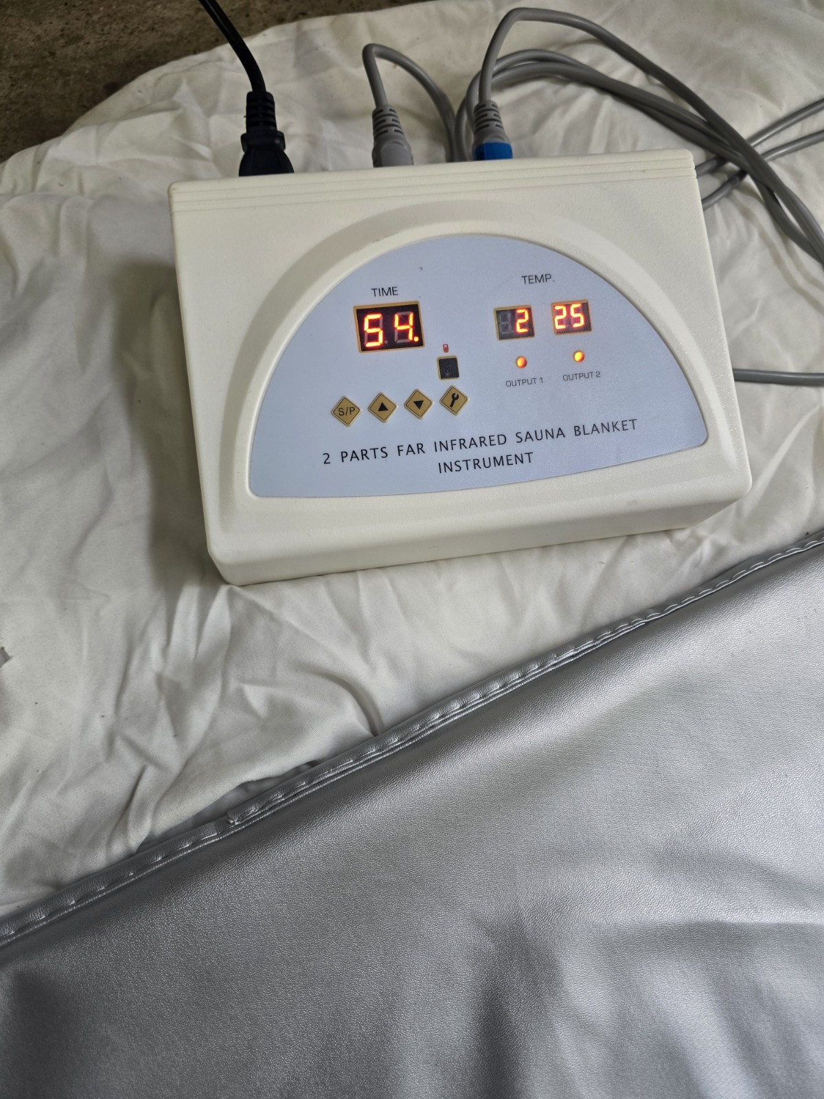 Portable Far Infrared Sauna Blanket with Control Panel for Weight Reduction
