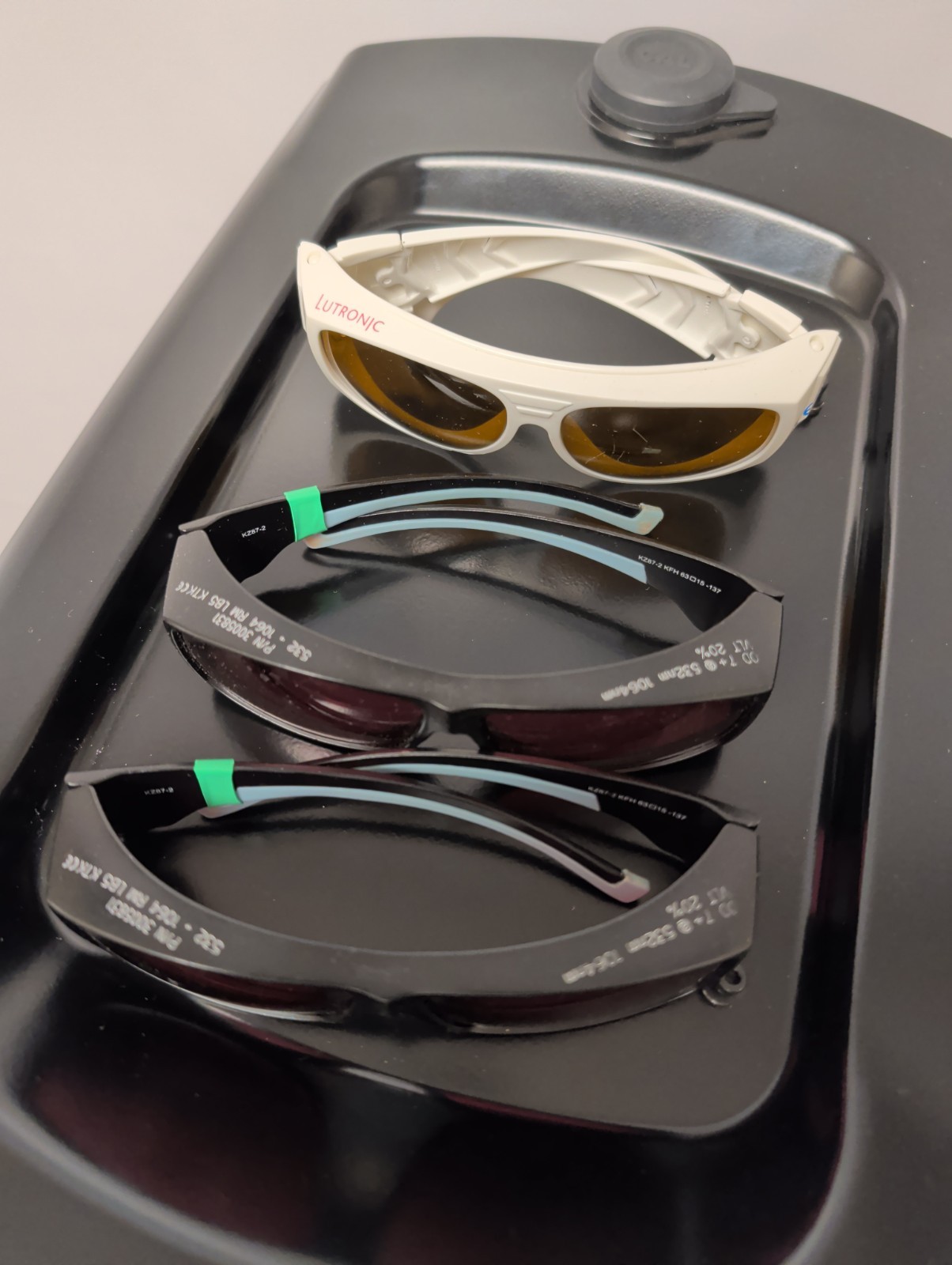 2021 Lutronic Hollywood Spectra Laser – Dual Pulse Nd:Yag Laser