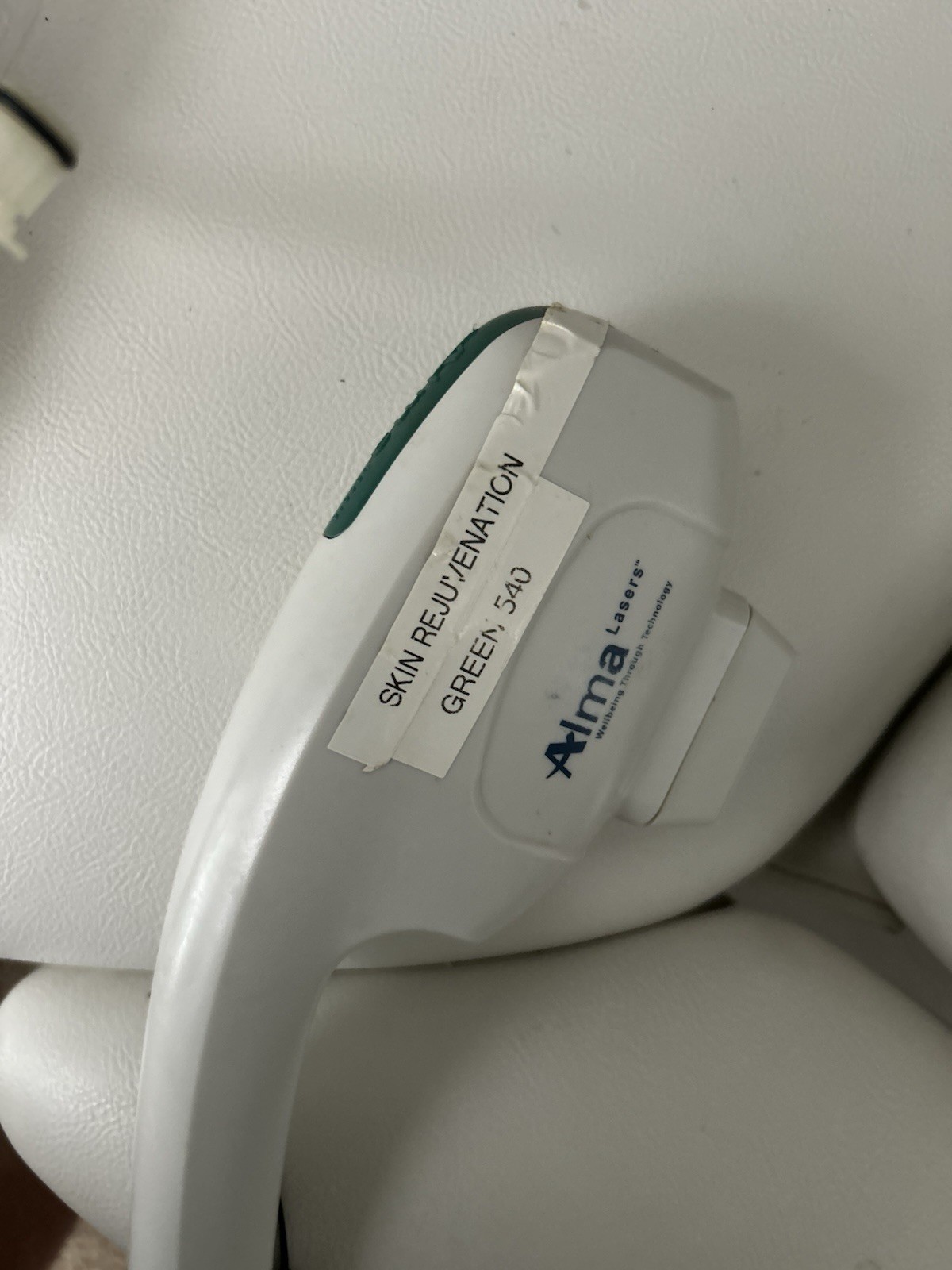 Alma Lasers Harmony & Syneron Aurora and multiple handle pieces. Needs repairs